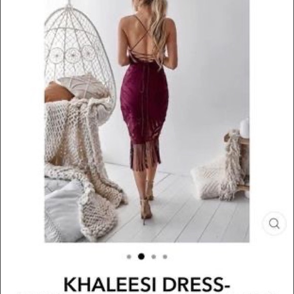 Beautiful burgundy spaghetti strap dress open on the back ! Worn once !’ - Picture 2 of 2